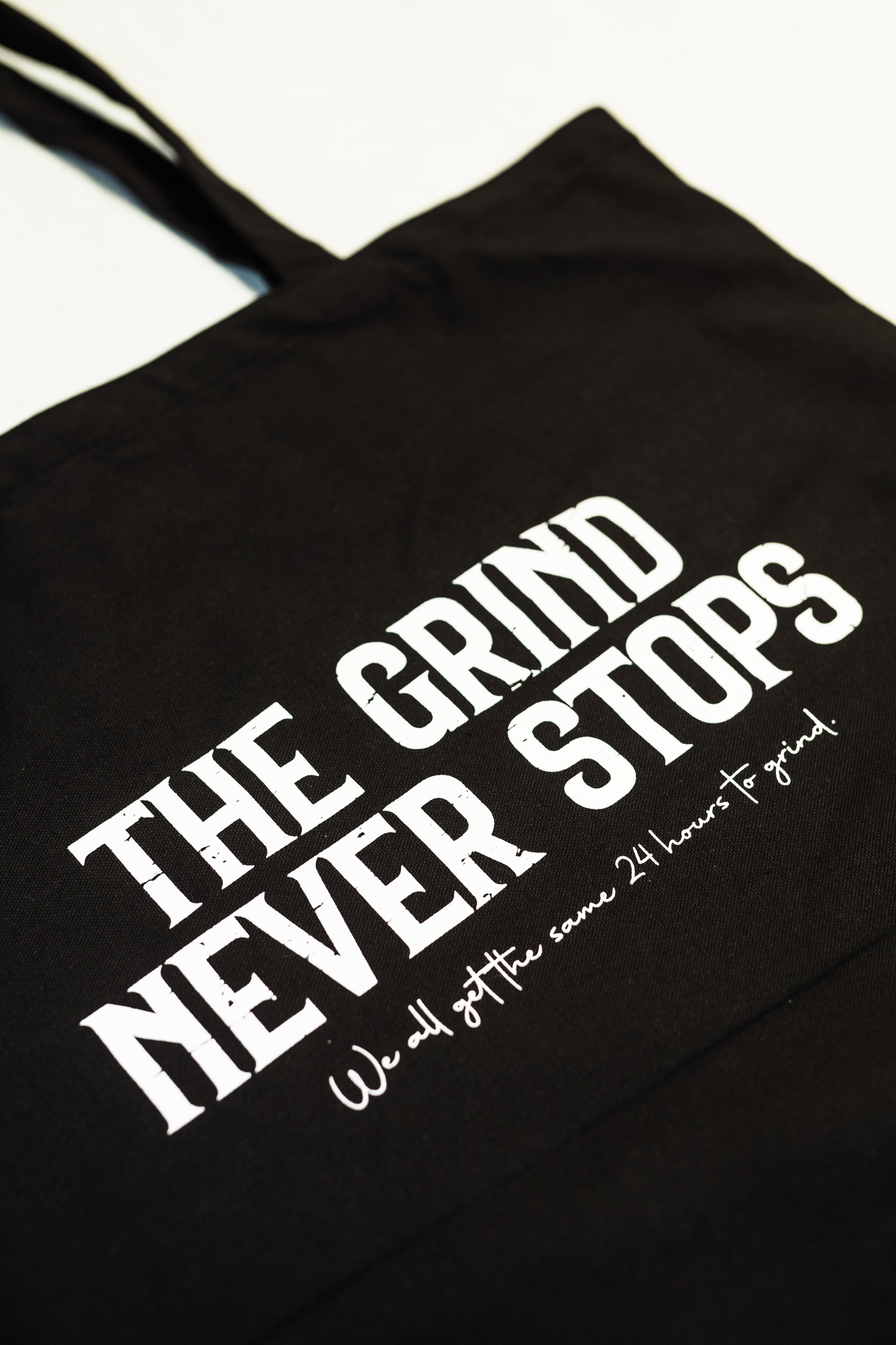 ACCESSOIRES - The Grind Never Stops