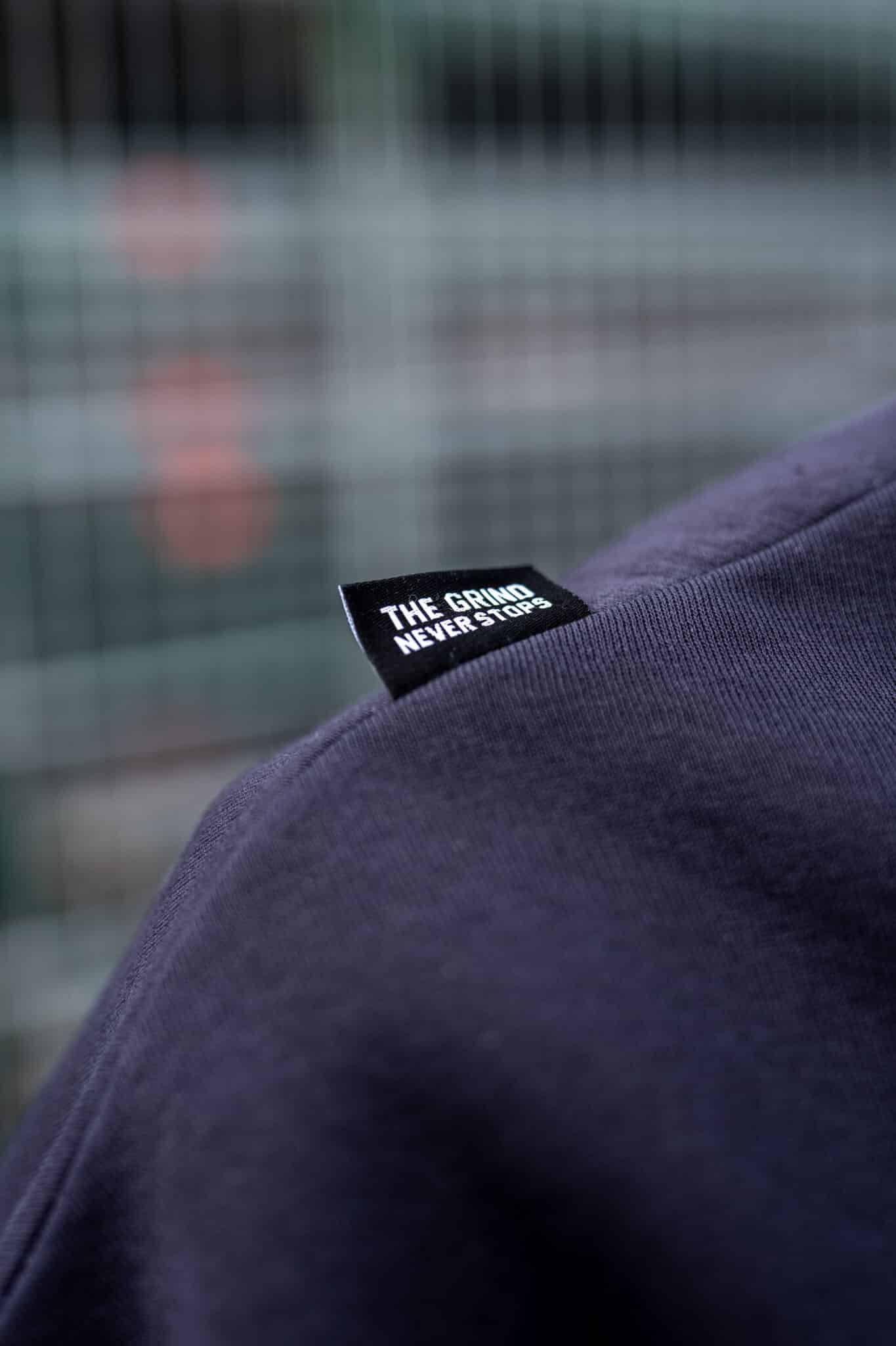 TGNS™ - CUTTEN CREWNECK SWEATER DARK GREY